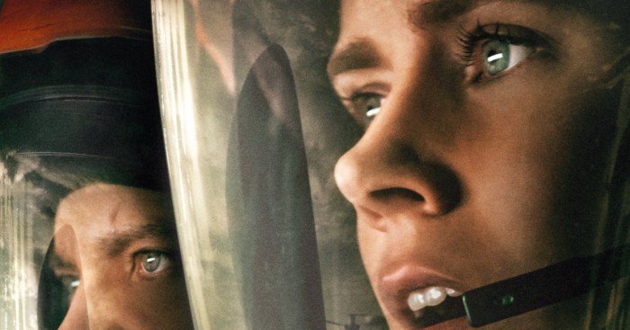 Affiche française de Premier Contact avec Jeremy Renner et Amy Adams