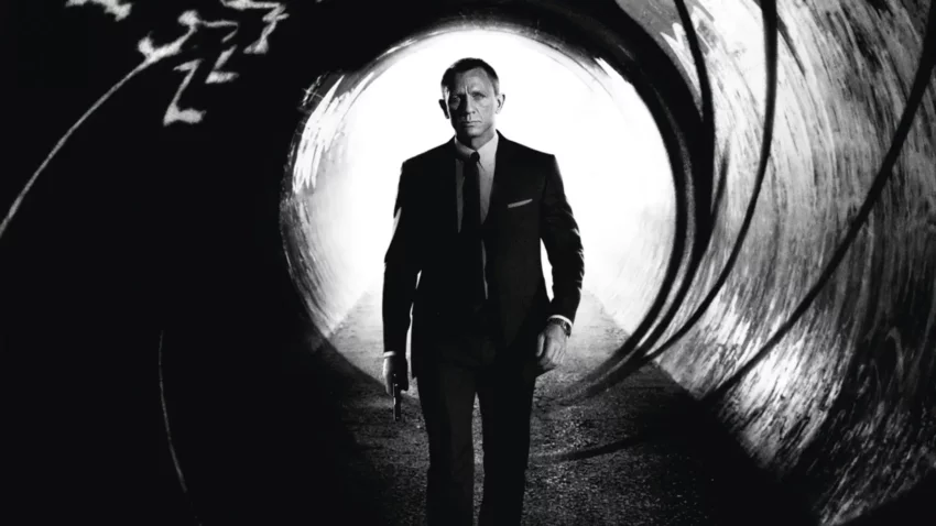Bannière du film Skyfall réalisé par Sam Mendes avec Daniel Craig.