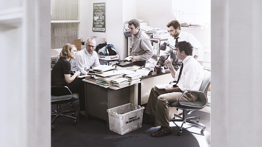 Bannière du film Spotlight réalisé par Tom McCarthy avec Michael Keaton, Mark Ruffalo, Rachel McAdams, Liev Schreiber, John Slattery