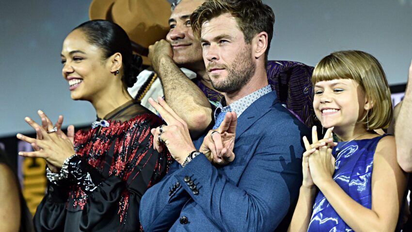 Photo du panel Marvel Studios à la Comic-Con 2019 pour le film Thor: Love and Thunder avec Thor et une Eternal