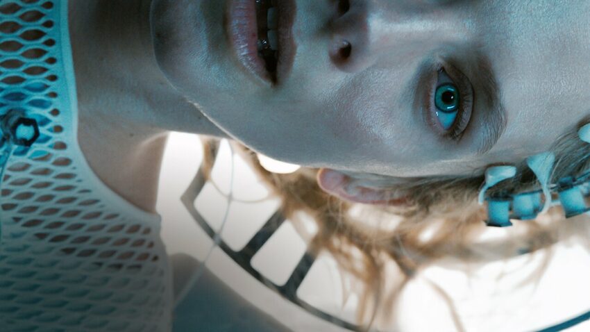 Bannière du film Netflix, Oxygène, réalisé par Alexandre Aja avec Mélanie Laurent