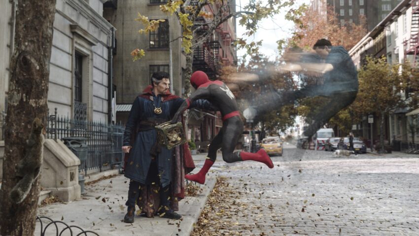 Photo du film Spider-Man: No Way Home réalisé par Jon Watts, avec Benedict Cumberbatch et Tom Holland