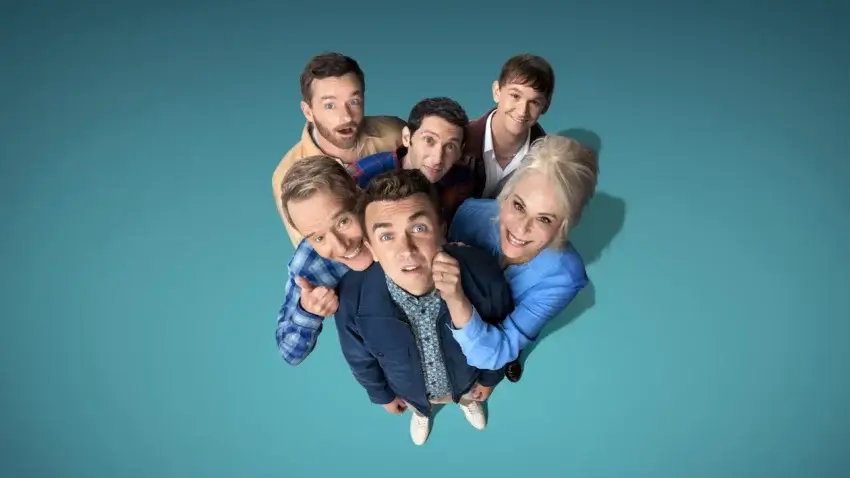 Bannière officielle de la mini-série Malcolm : Rien n’a changé (2026, Malcolm in the Middle: Life’s Still Unfair en VO) avec Bryan Cranston, Justin Berfield, Christopher Kennedy Masterson, Jane Kaczmarek et Frankie Muniz.
